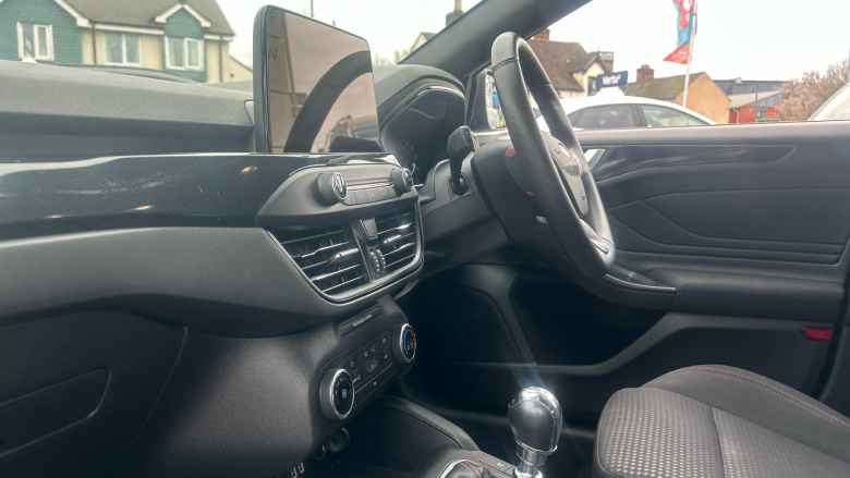 Ford Focus 1.0 EcoBoost Hybrid mHEV 125 ST-Line Edition 5dr Petrol Hatchback